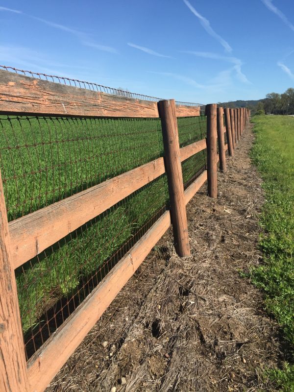 Wood Fence Construction in Roseville, CA
